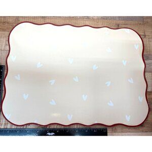 Decorative Heart Print Place Mat with Scalloped Red Border